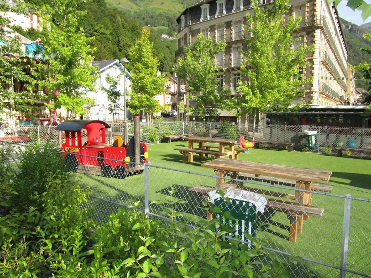 Appartement Cauterets, 4 pièces, 6 personnes - FR-1-234-254
