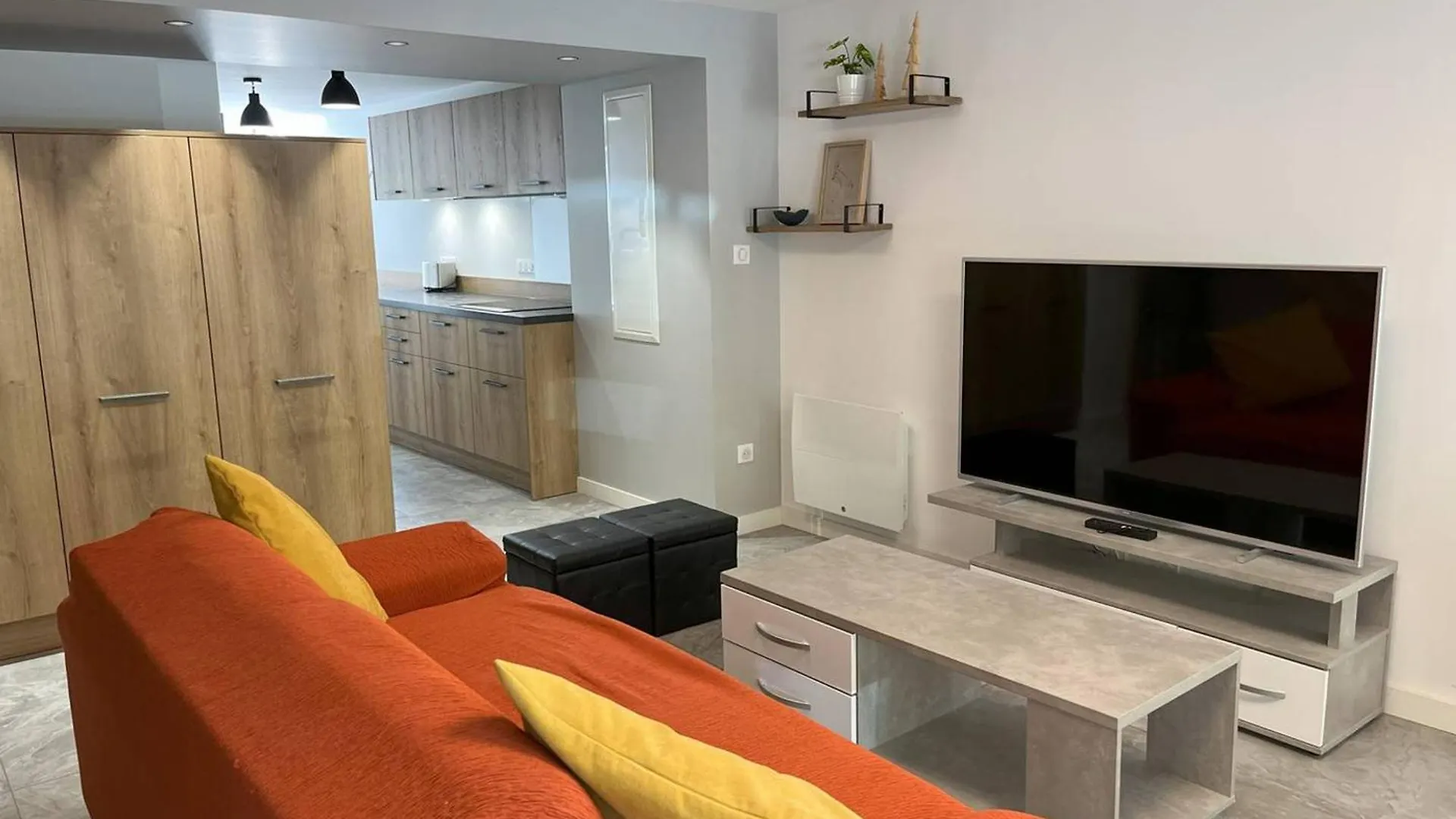 Appartement Cauterets, 4 pièces, 6 personnes - FR-1-234-254 France